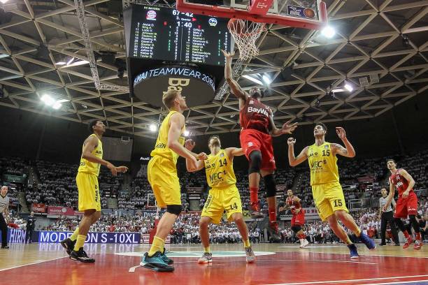 他们不仅成 他们不仅成